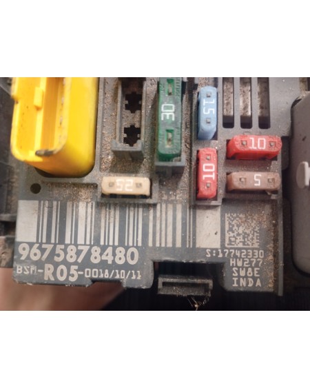 Boîtier de Servitude Moteur BSM-R05 PSA - Réf: 9675878480